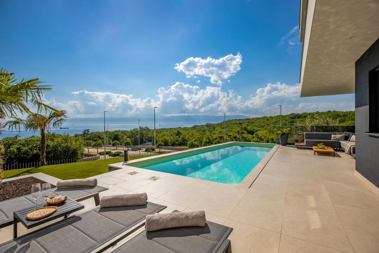 Villa Ameli Apartment With Swimming Pool Rijeka Exterior photo
